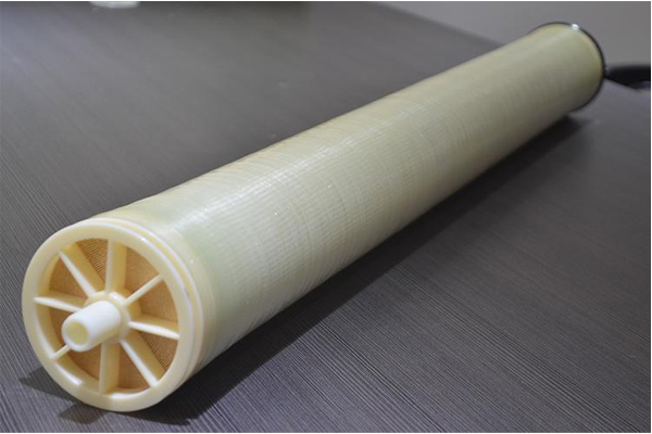 反滲透設(shè)備使用時的注意事項(xiàng)